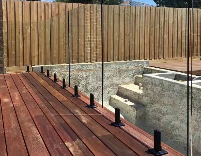 Glass pool fencing direct