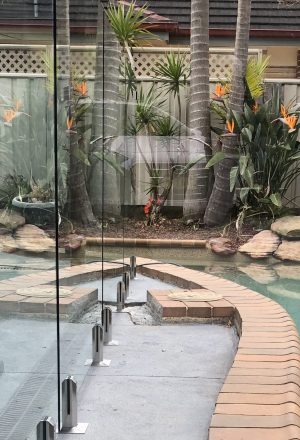 Pool fence Glass pool fencing direct